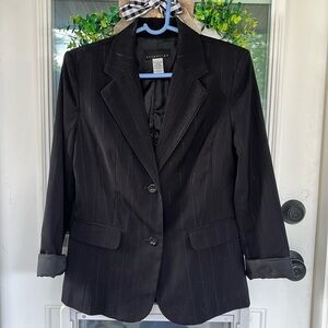 Attention Black Pin Stripe Blazer size 8 🧥